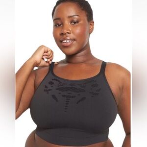 Cacique 18/20 Black Bralette Scoop neck Seamless Crochet Activewear Athleisure